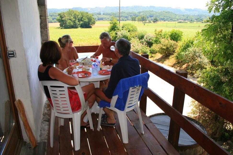 Naturist Hotel Peyraille Libaros Eksteriør bilde